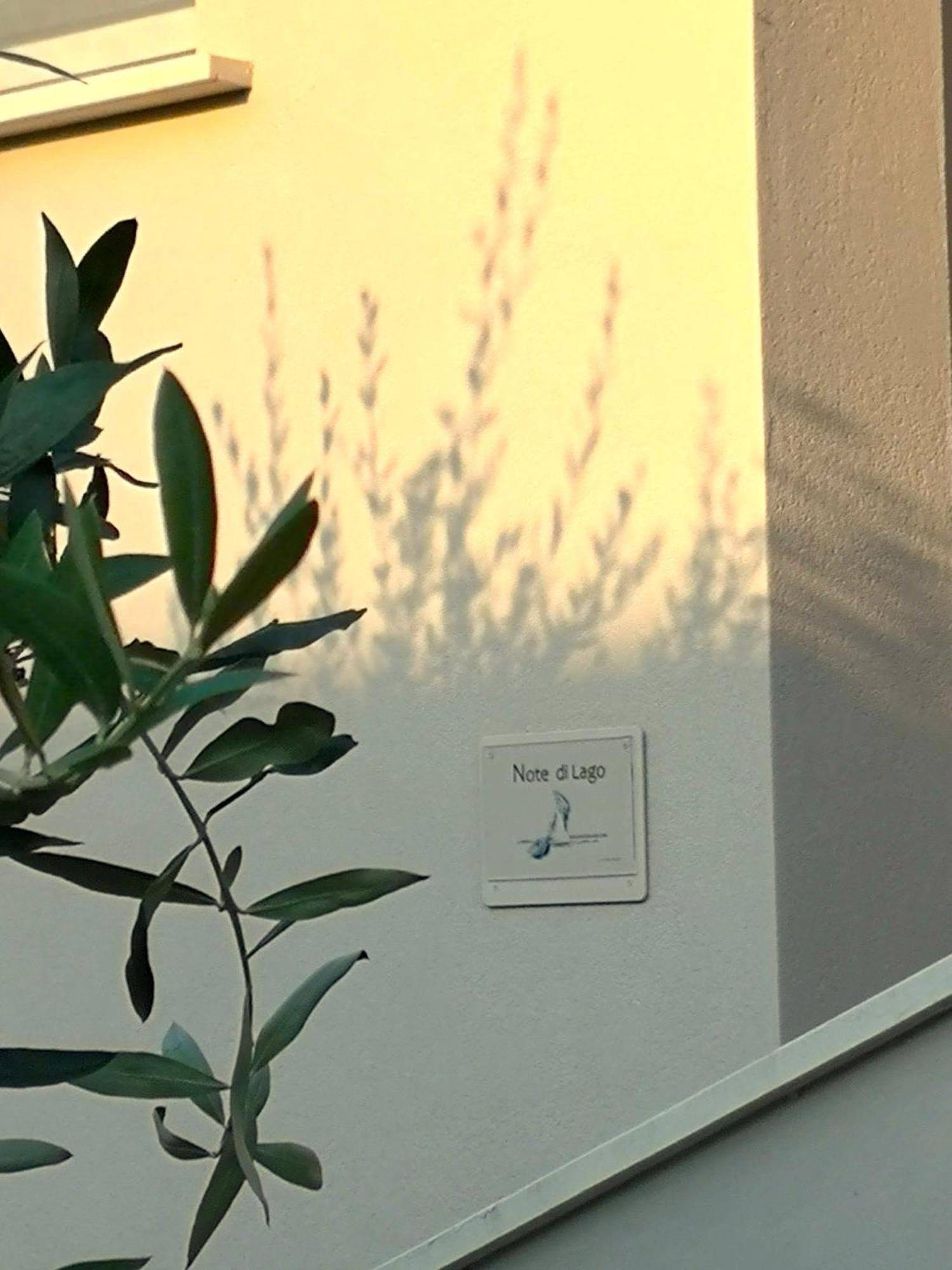 Note Di Lago Manerba del Garda Exterior foto