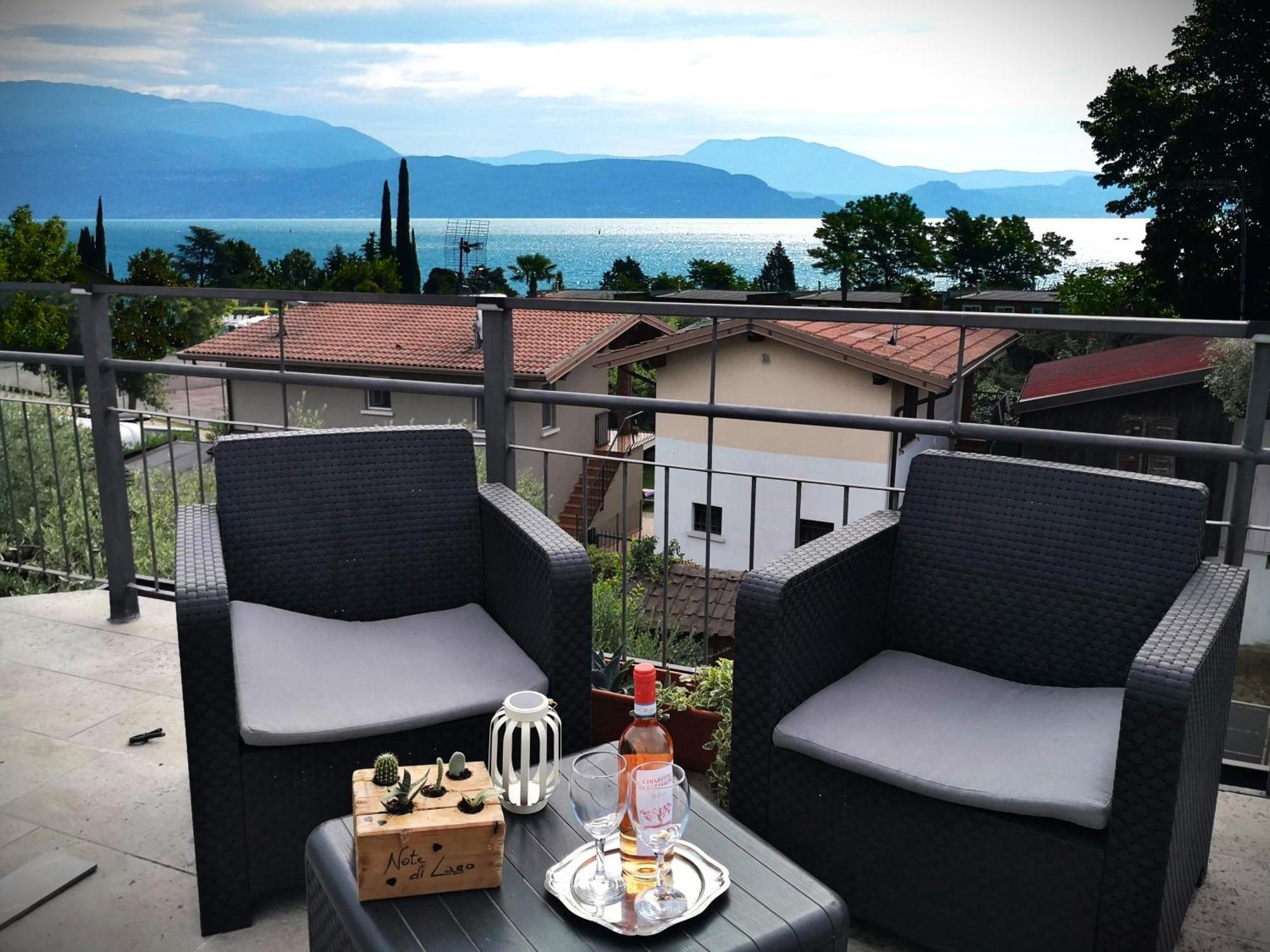 Note Di Lago Manerba del Garda Exterior foto